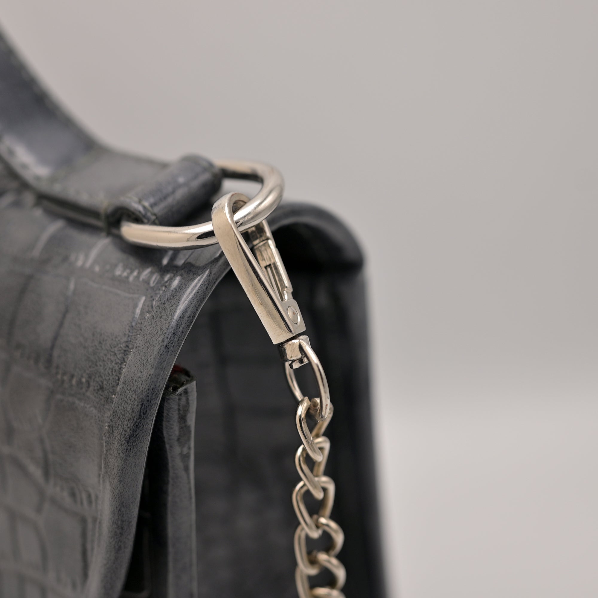 Crocodile Pattent Leather Hand Bag Gray