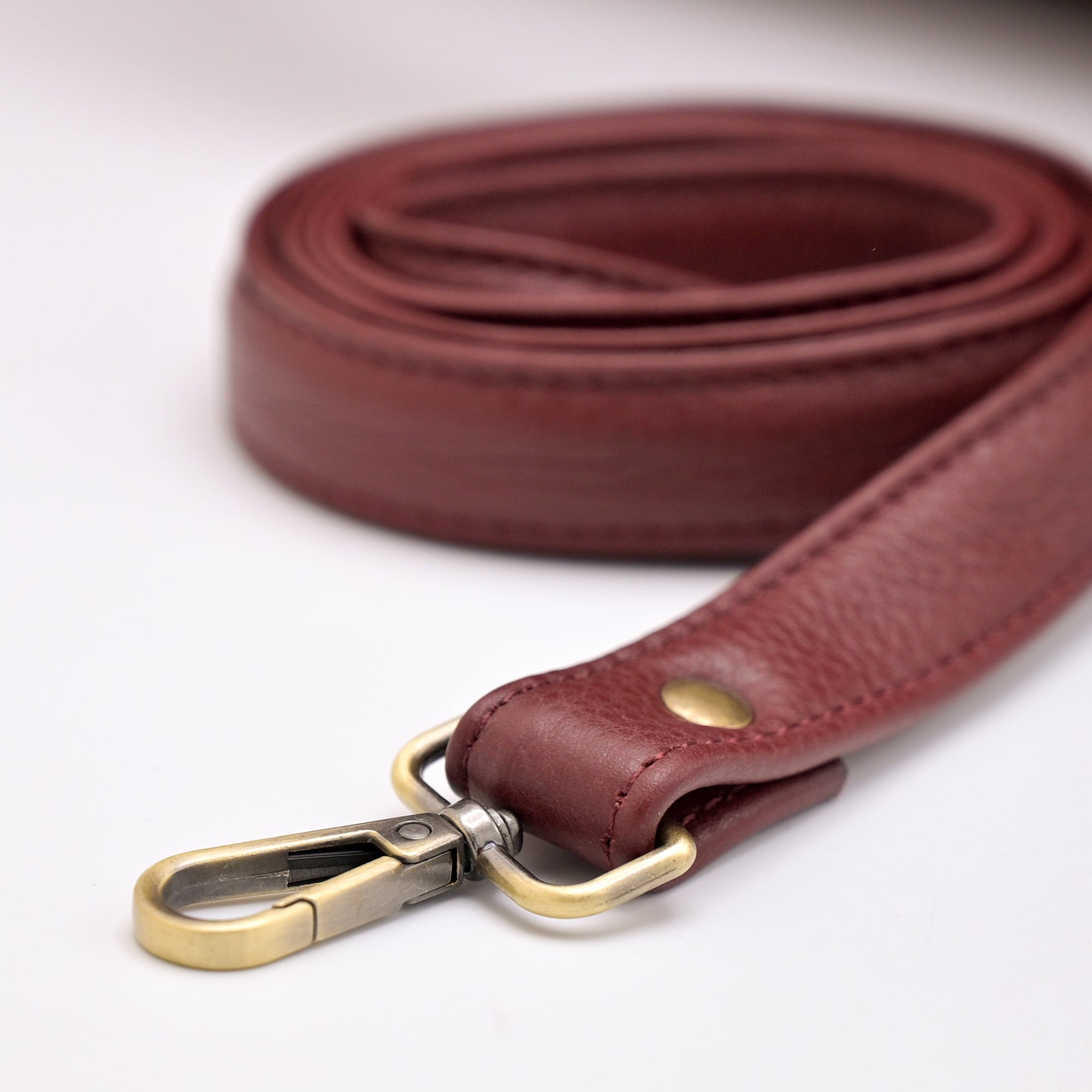 Ladies Natural Mild Leather Bag (RED)