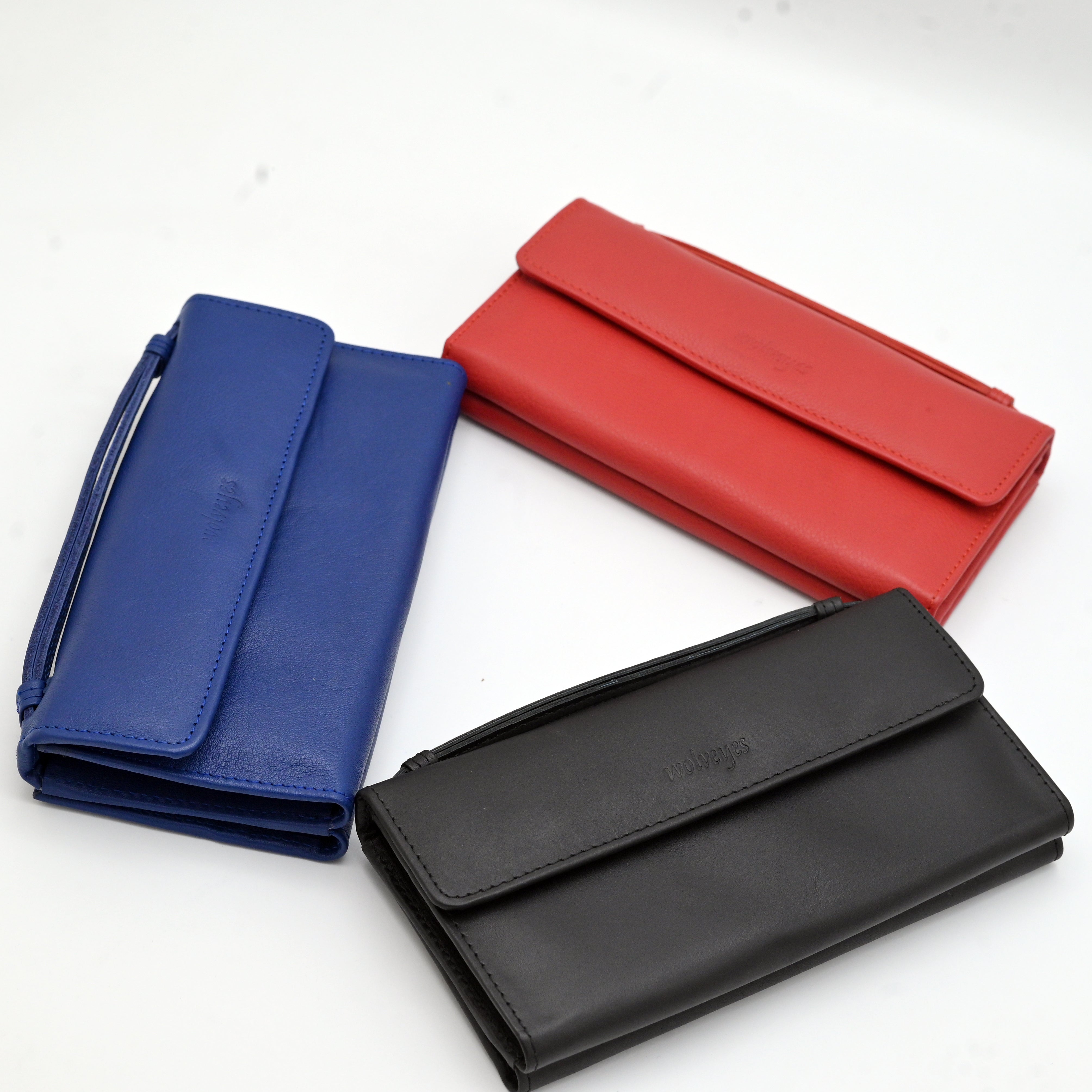 Natural leather ladies clutch