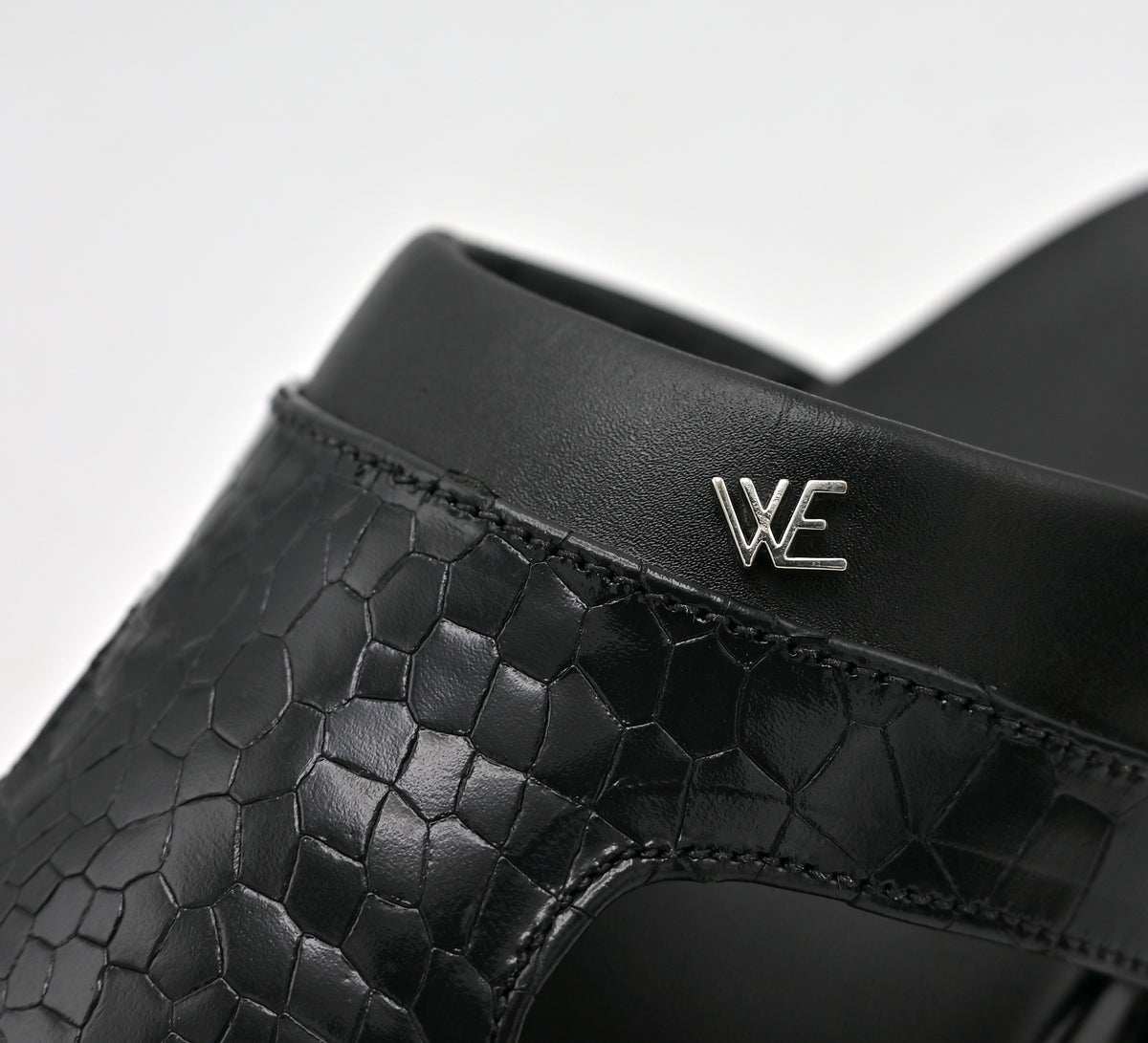 Croco Comfort Leather Slippers (C6)