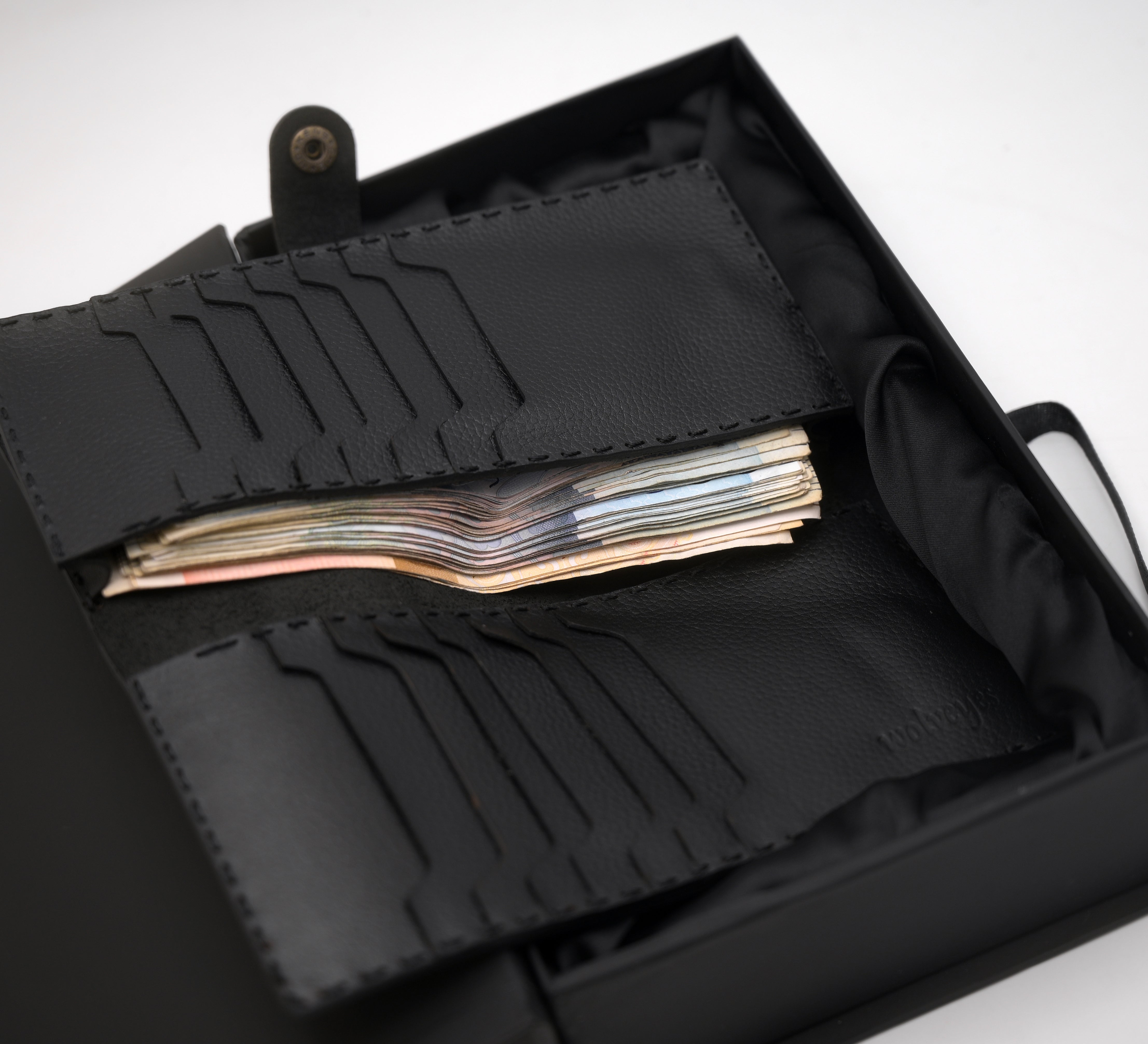 Handcrafted Phone Clutch HP02