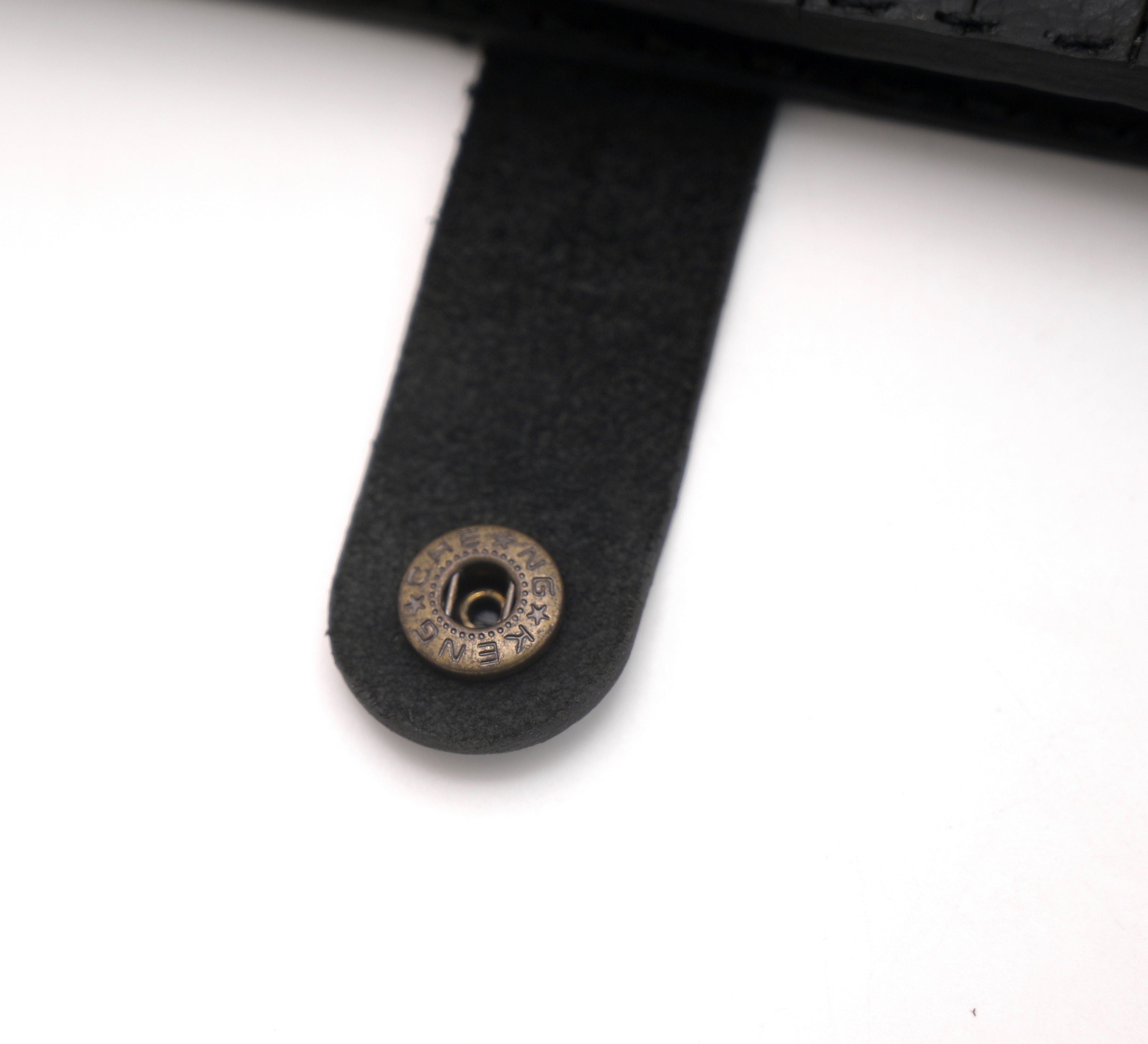 Handcrafted Phone Clutch HP02