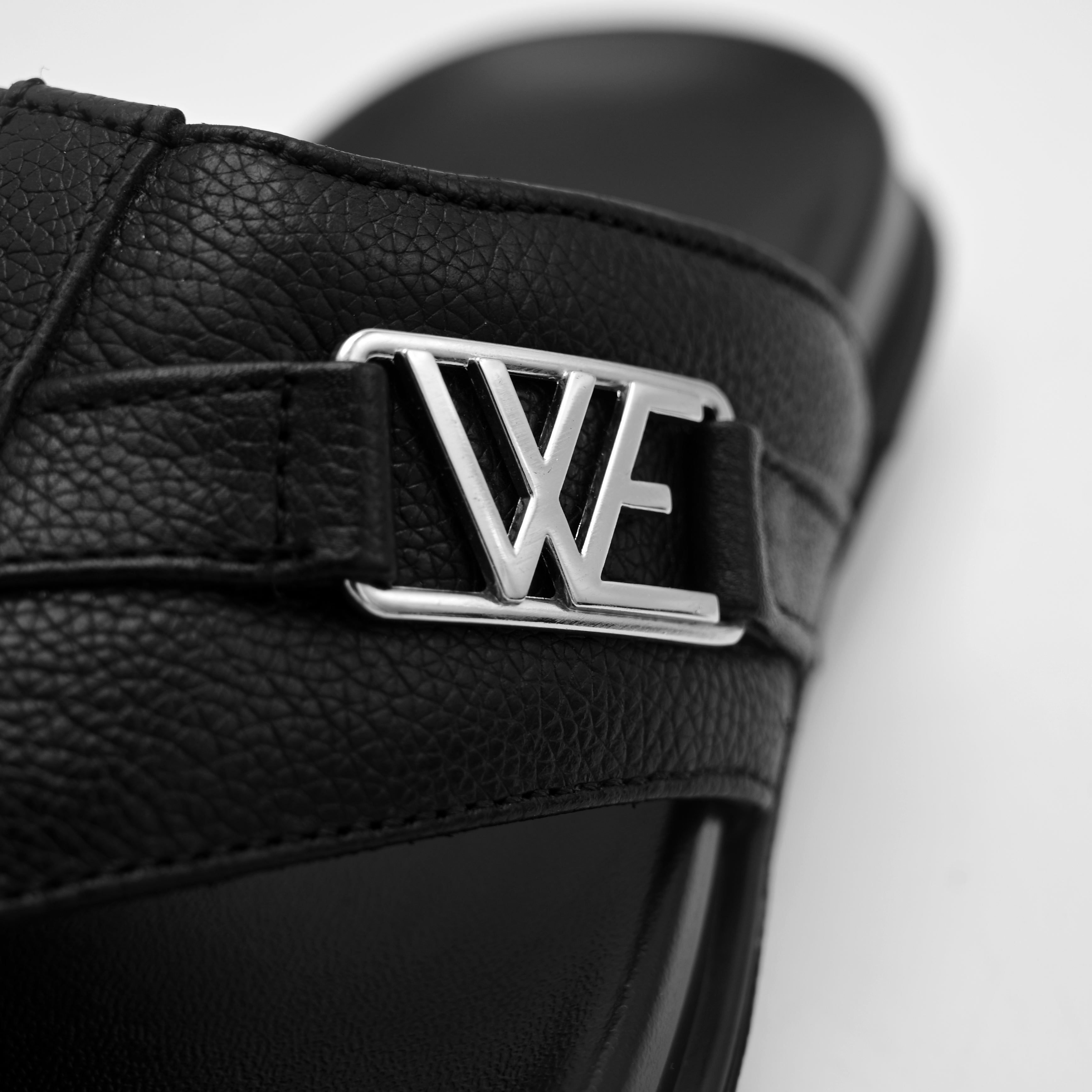 ComfortStep Leather Slippers (Black01)