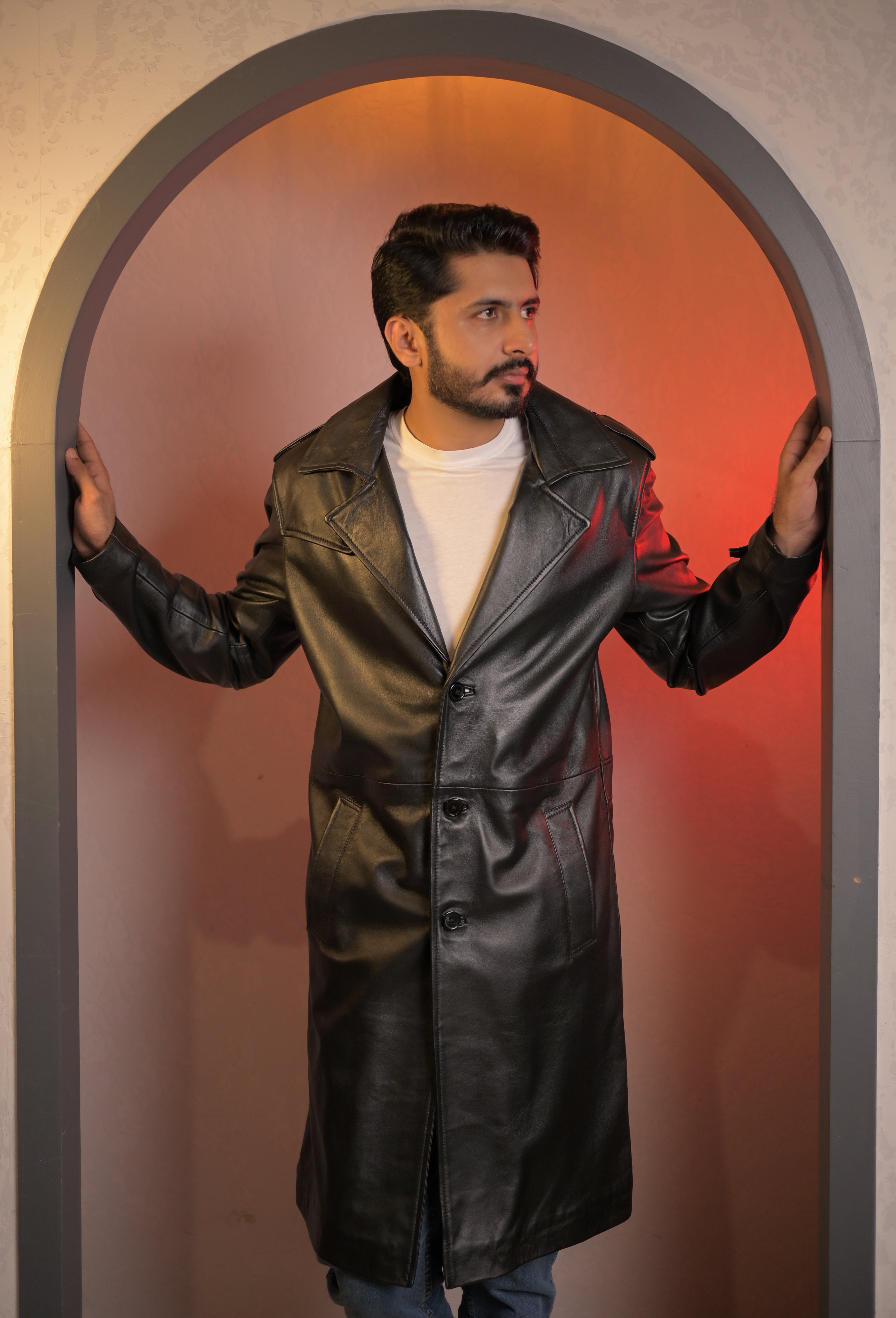 Gentleman’s Leather Long Coat – Sf16
