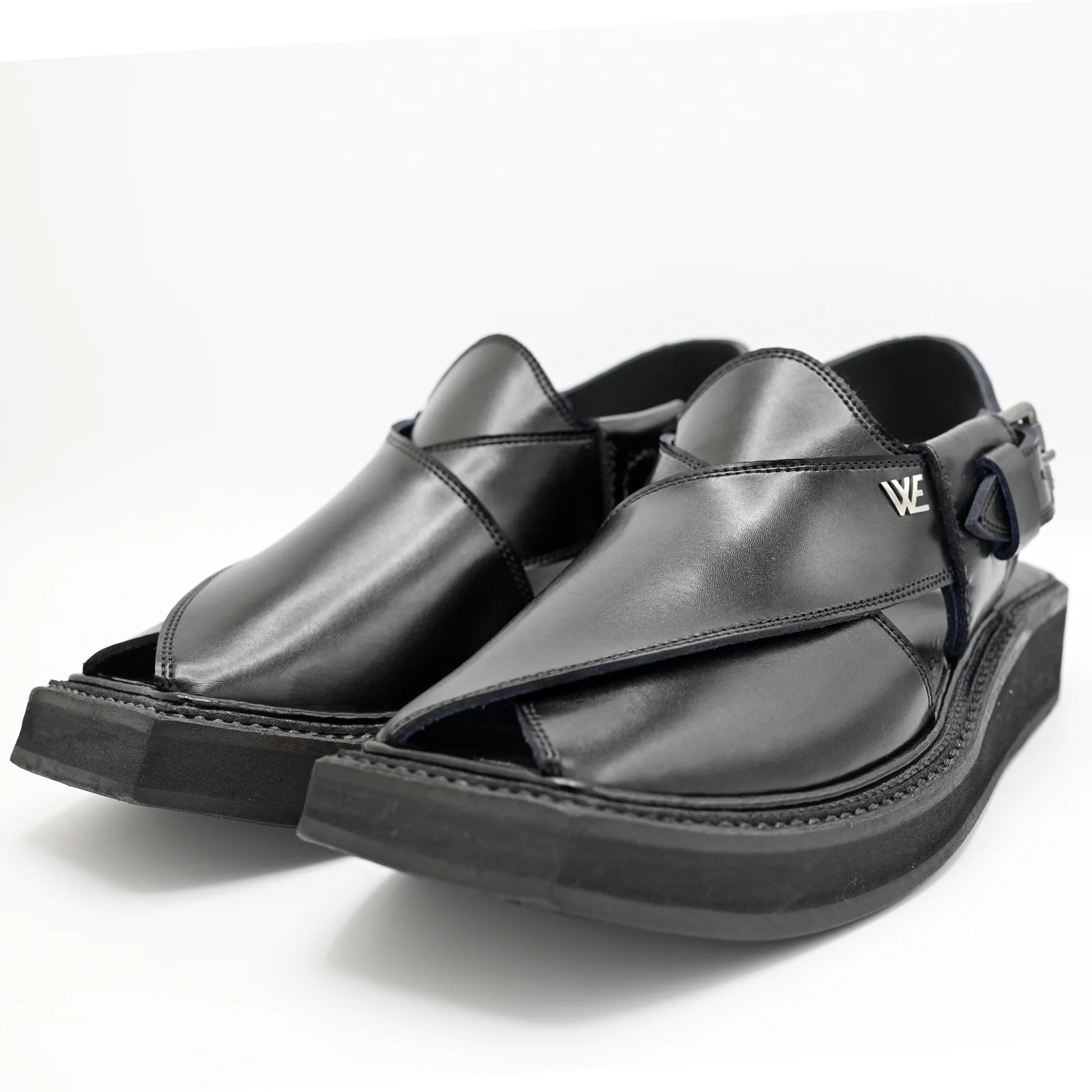 Kaptan hand made chappal Black