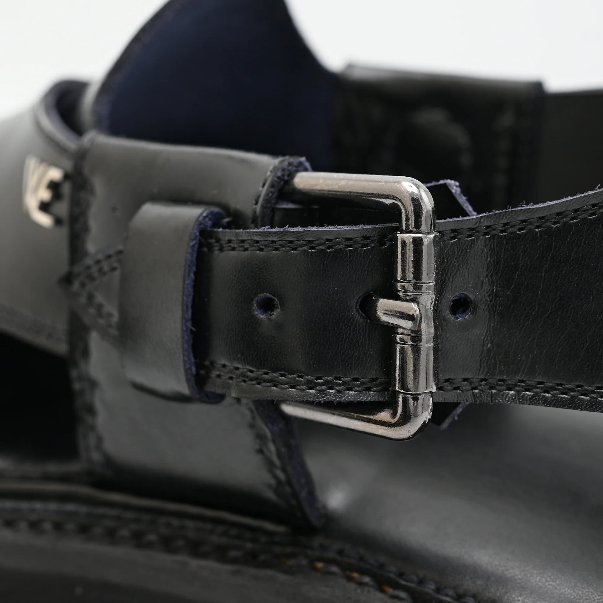 Kaptan hand made chappal Black