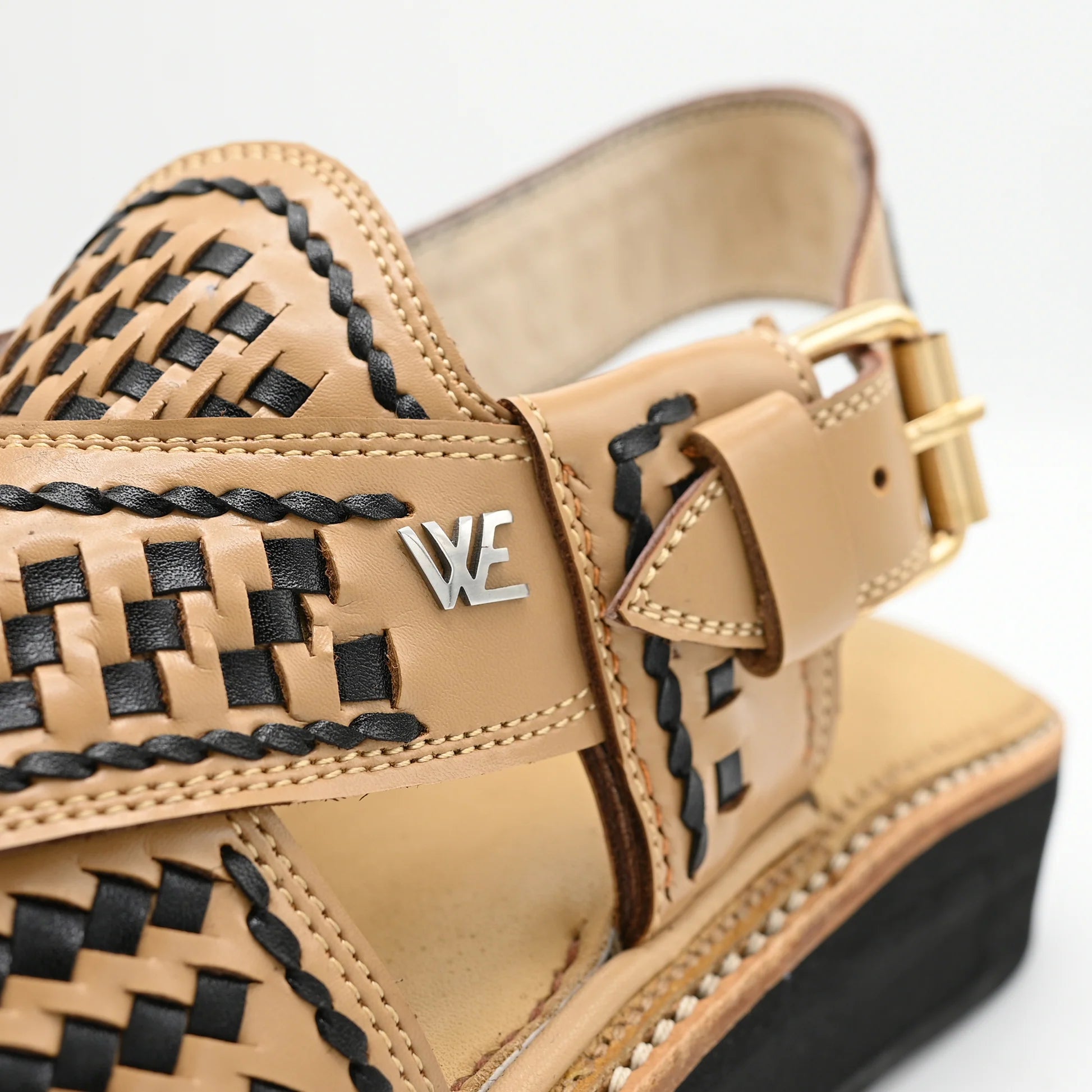 Kaptan hand made chappal WE001
