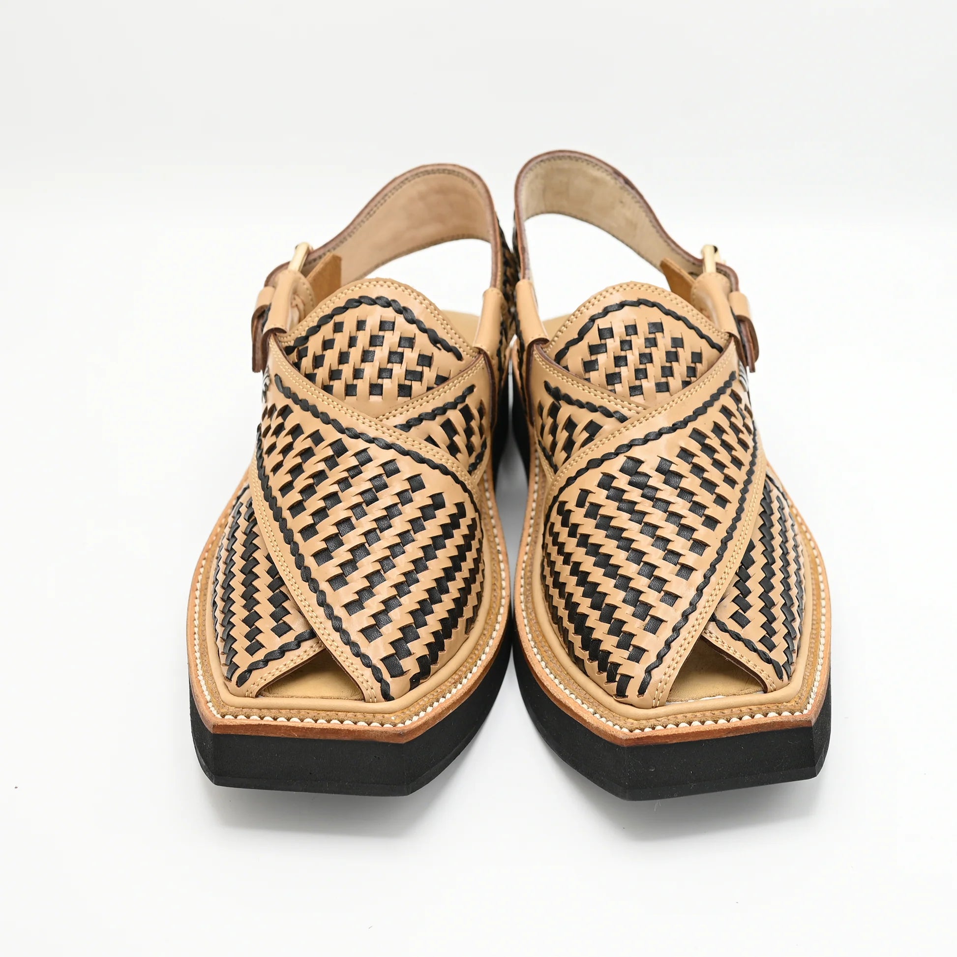 Kaptan hand made chappal WE001