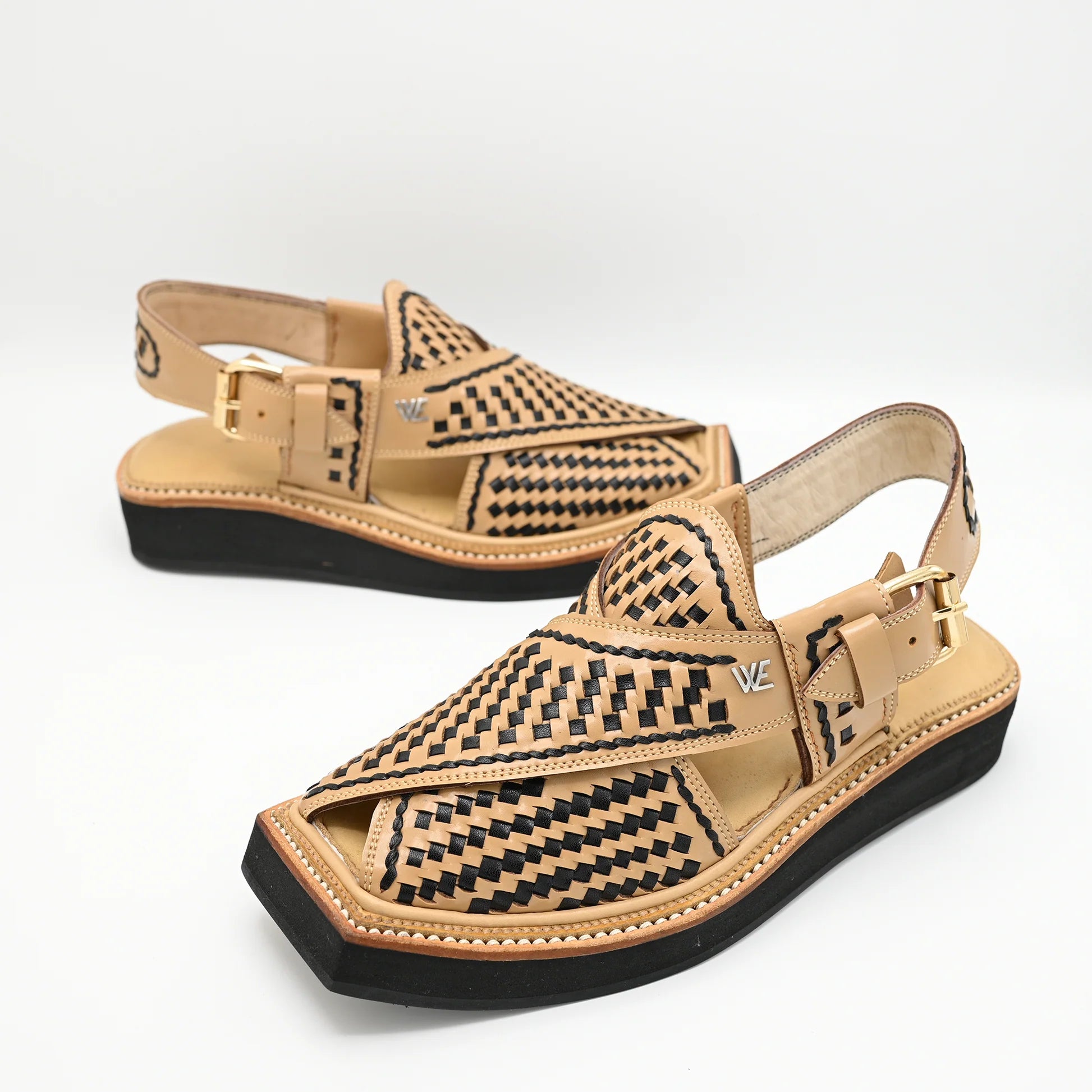 Kaptan hand made chappal WE001