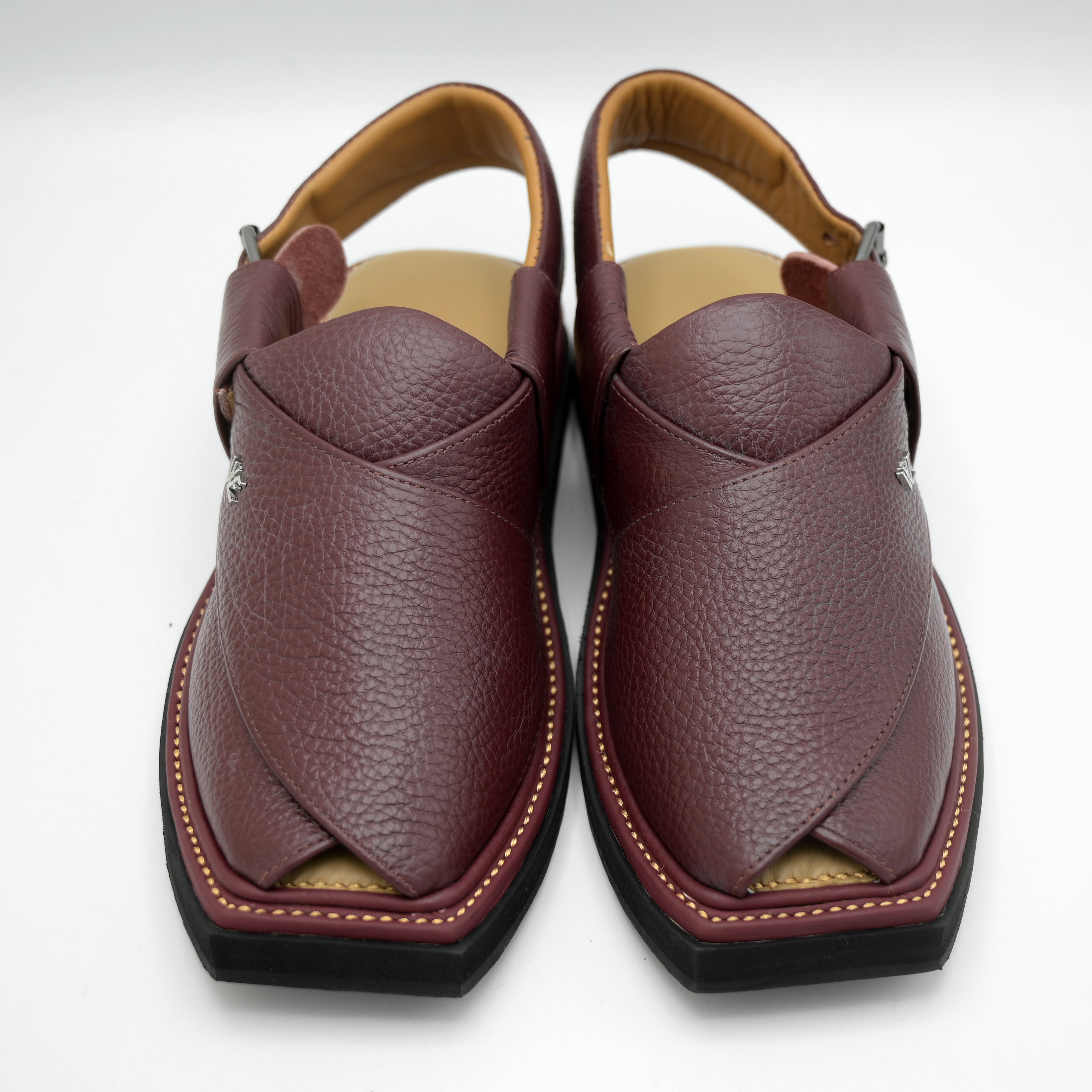 Kaptan Medicated Chappal (Mahroon)