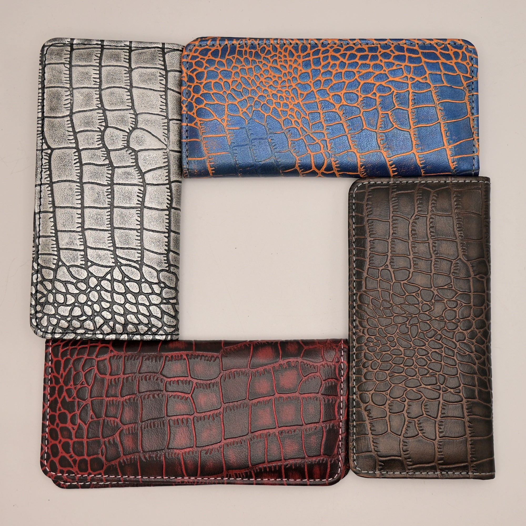 Ladies Crocodile clutch (Black)