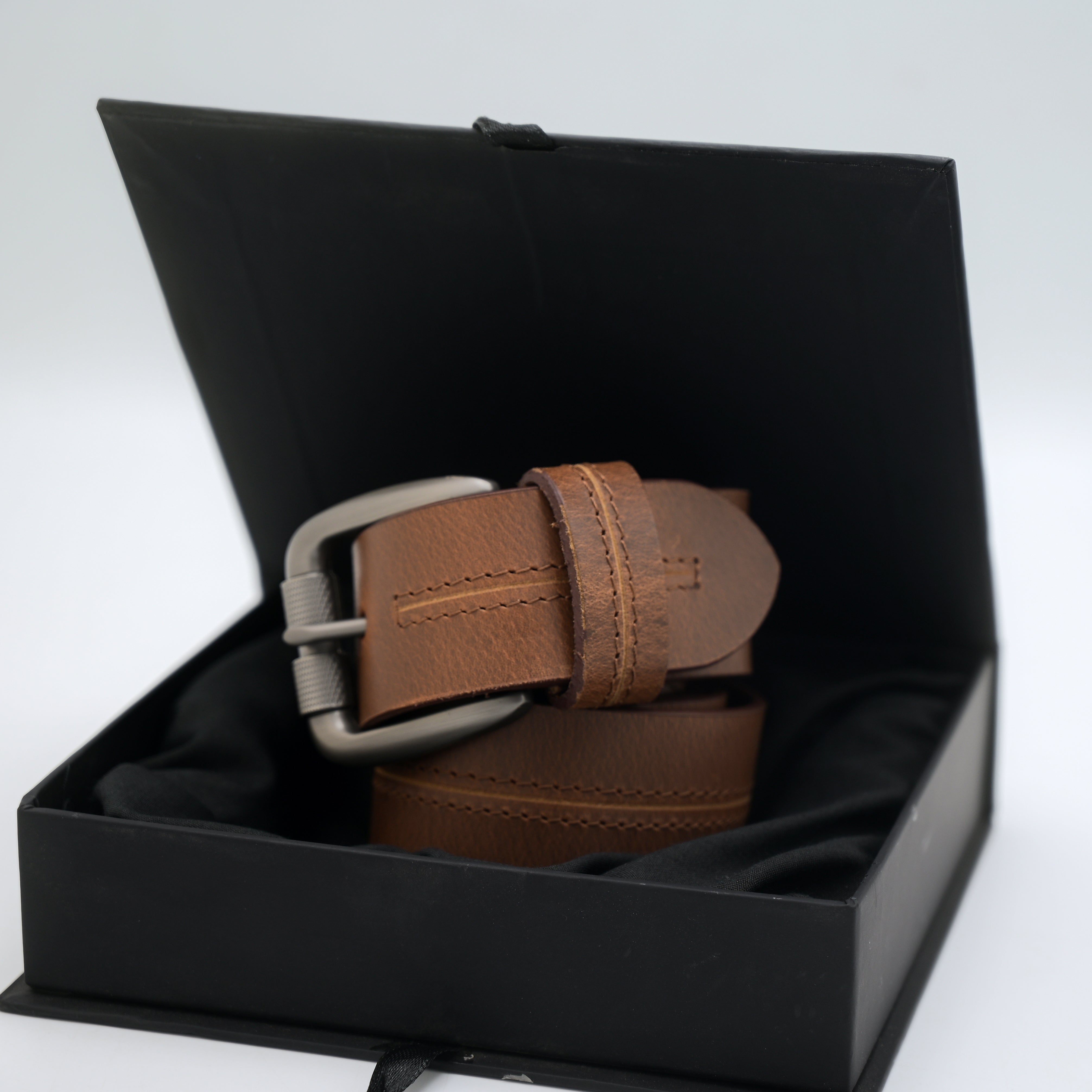 Signature Crazy Horse Leather Belt SB01