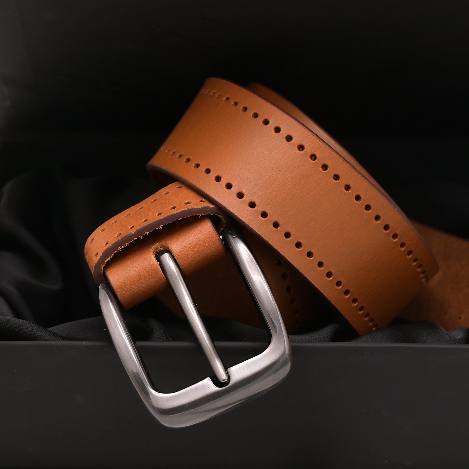 Signature Crazy Horse Leather Belt SB02